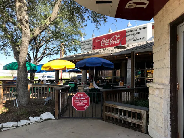 Willie's Grill & Icehouse