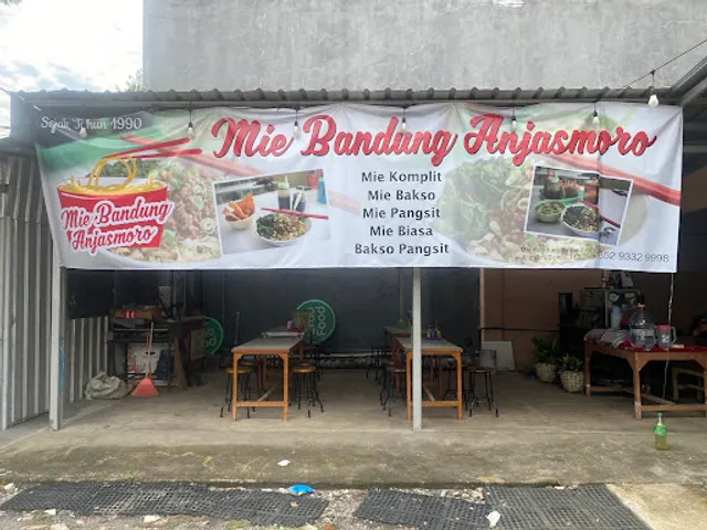 Mie Bandung Anjasmoro