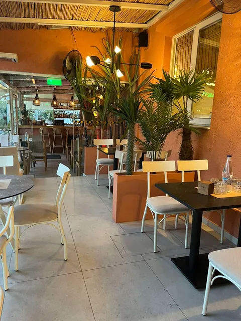 Azimouthio kuzina tapas bar