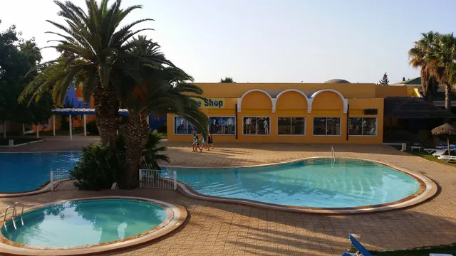 Caribbean World Sun Garden