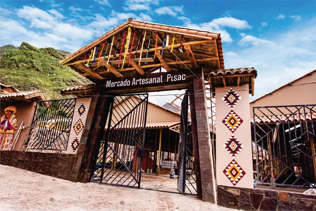 Nuevo Mercado Artesanal de Pisac