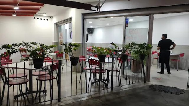 Cenaduria La Familia