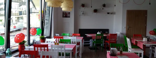 Tęczowy Las Pizza & Pasta