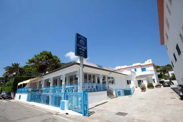 La conchiglia sul mare