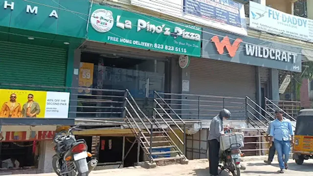La Pino’z Pizza