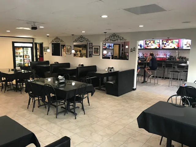 Capone's Pizza Bar Rt. 80