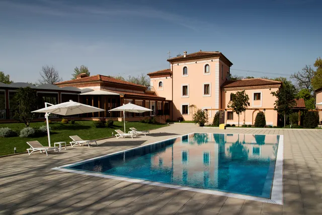 Tenuta Esdra Agri-Spa