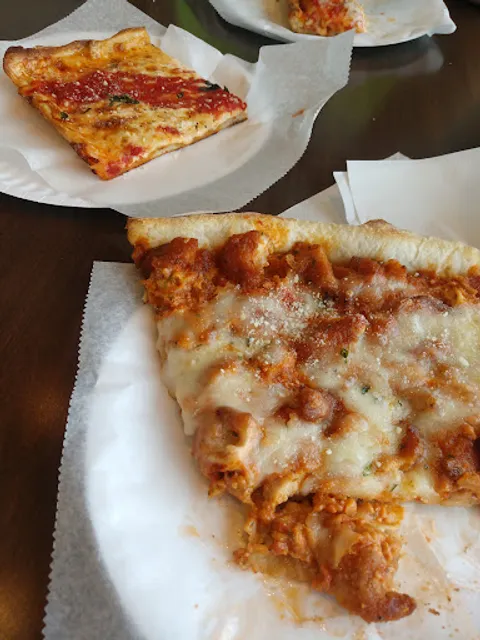 Mario's Pizzeria of Levittown