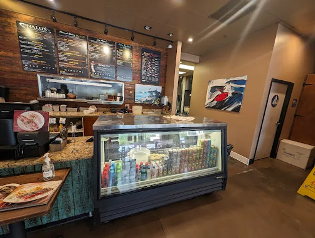 Nalu's Hawaiian Fish Grill & Tutu's Kitchen