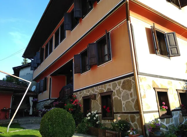 Гозбарова къща за гости