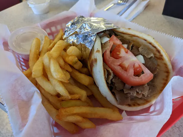 Yianni's Gyros Place