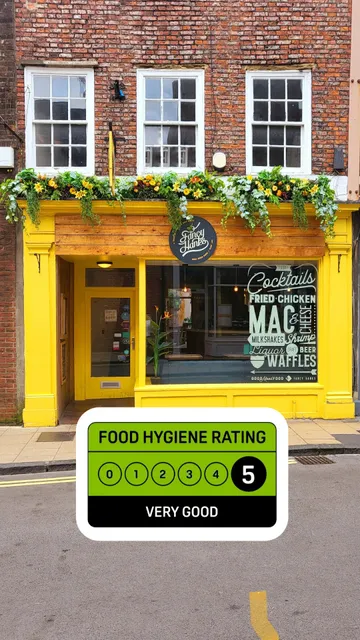 Fancy Hank's Bar & Kitchen