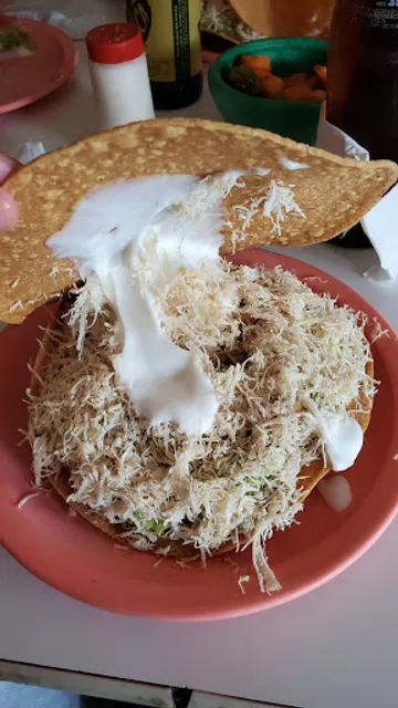 Tosti Chicken Sucursal La Floresta