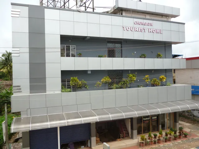 Chungath Tourist Home
