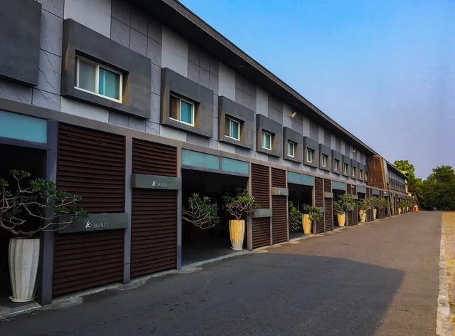 Nikaido Business Hotel