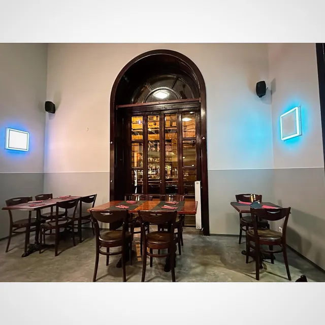 Indus Restaurant and Bar