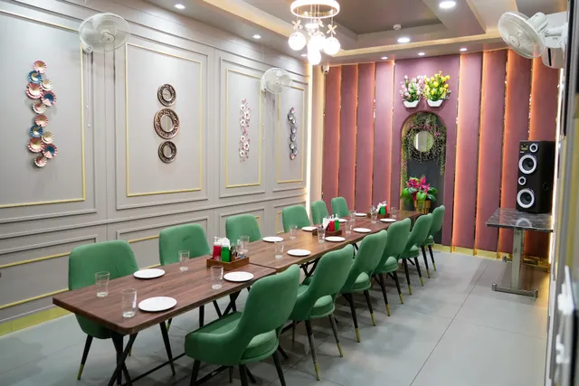 Mumbai restaurant(multi-cuisine)