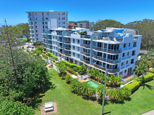 Reflections Holiday Apartments