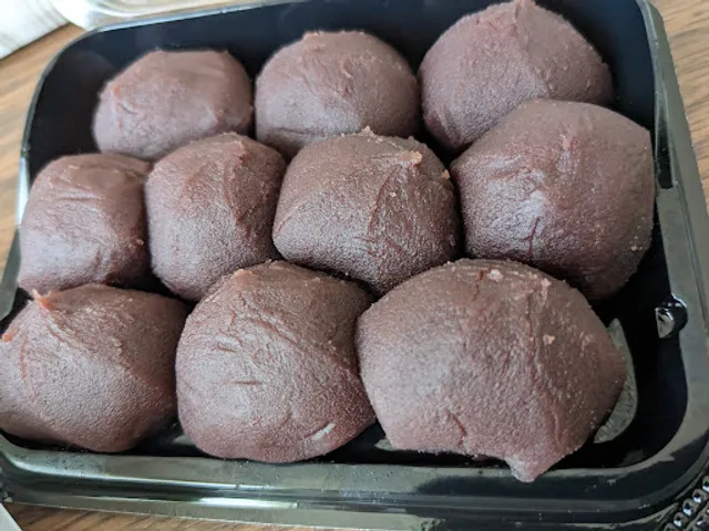 Chidorimanjusohonpo Tsubukuten