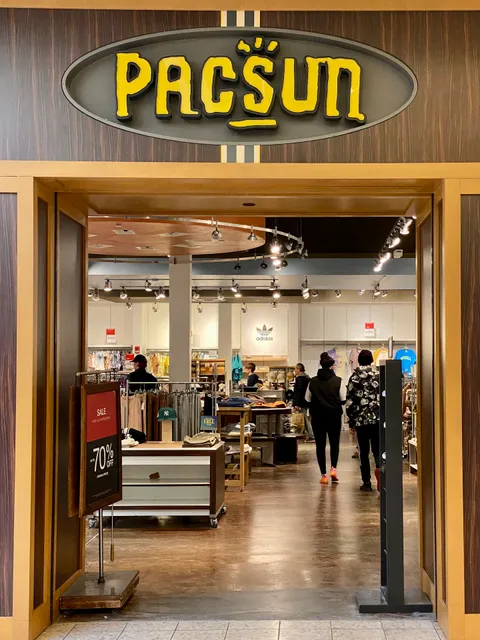 PacSun