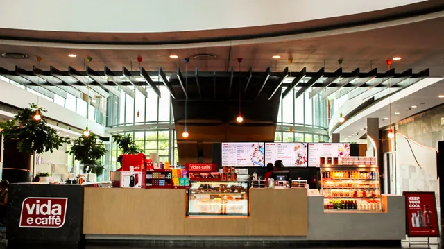 vida e caffè Discovery Place