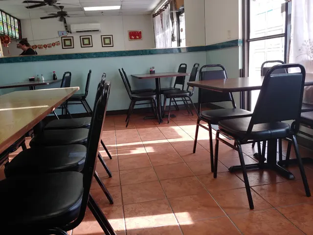 Asian House Chinese & Vietnamese Restaurant