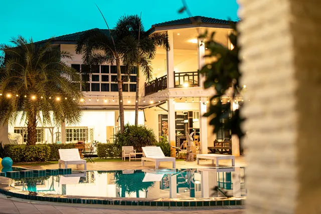 ทรายทอง​ รีสอร์ท​ - Saithong Resort Pranburi