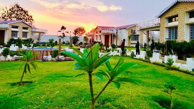 Royal Karhandla Resort, Nagpur Office