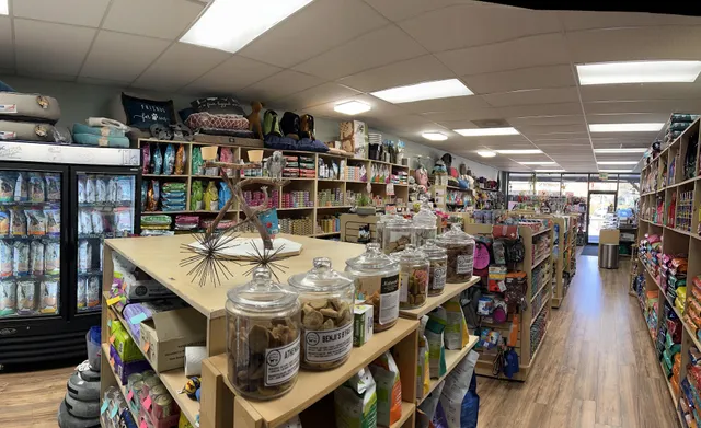 Garden of the Paws Natural Pet Market