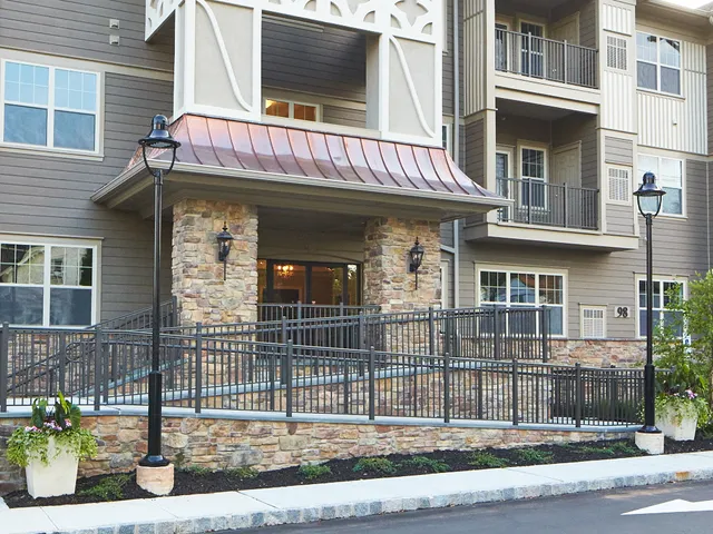 Maplewood Crossing by Elite Properties