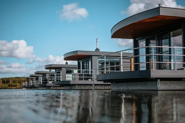 floating houses Resort Bärwalder See