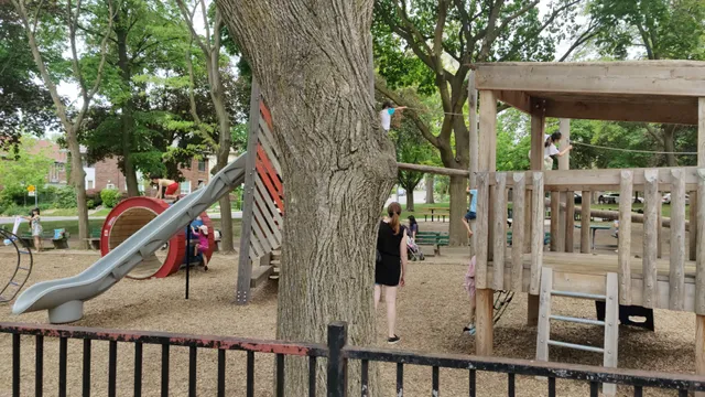 Sharon Lois & Bram Playground