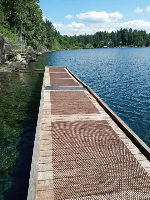Sproat Lake Provincial Park