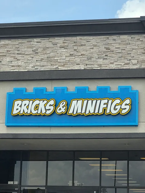 Bricks & Minifigs Katy