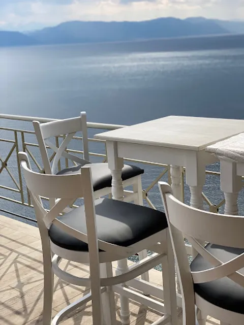 Venti Restaurant & Lounge Bar Edipsos