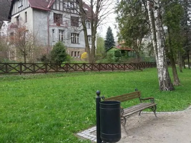 Spa Park Guest Rooms - Pokoje Gościnne Park Zdrojowy