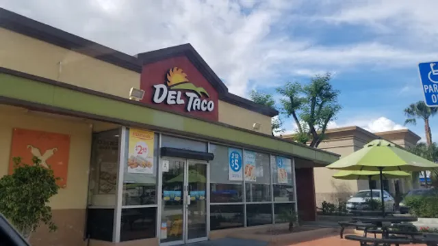 Del Taco