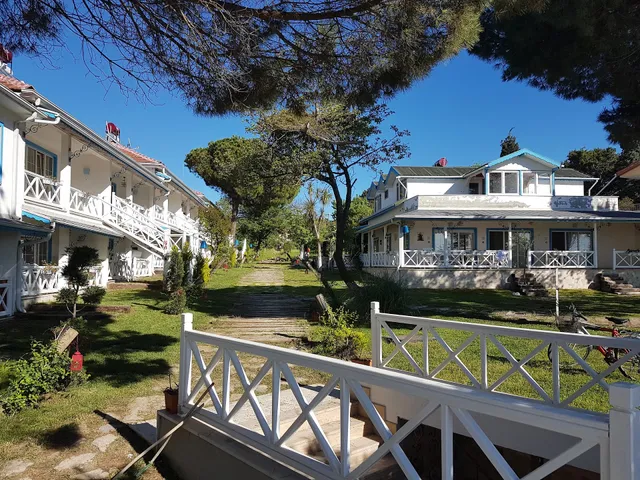 ZİYABEY SAHİL EVLERİ