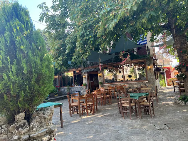 ΤΟ ΣΤΕΚΙ ΤΟΥ ΜΩΡΙΑ