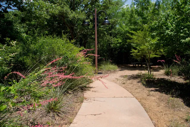 Dixon W. Holman Park