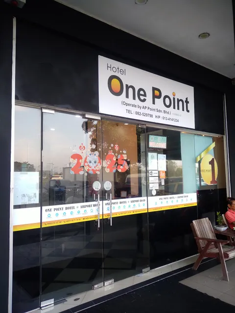 One Point Hotel (near airport)