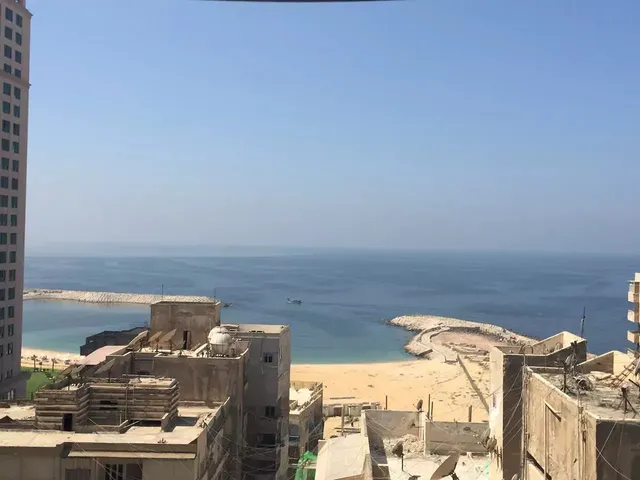 Sea view apt an the heart of Alexandria
