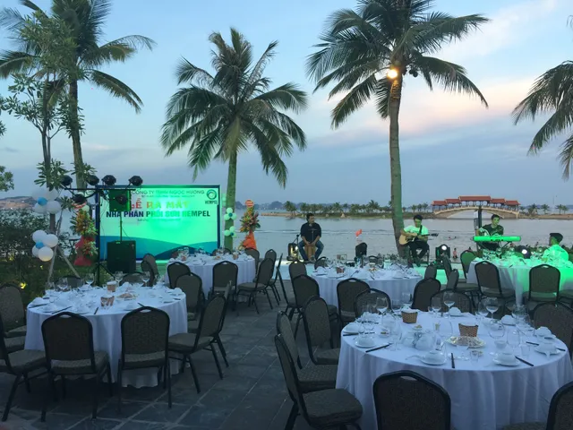 Sandy Bay Beach Bar & Restaurant