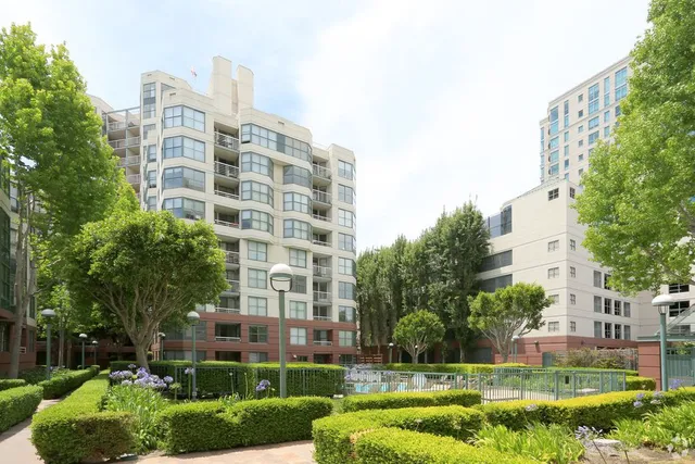 South Beach Marina Apartments