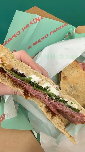 A Mano Panino