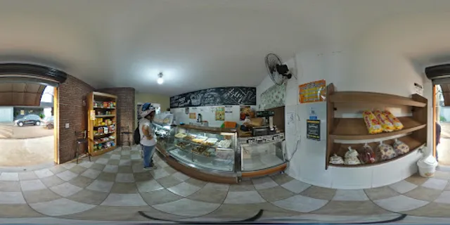 Padaria e Confeitaria Família Leite