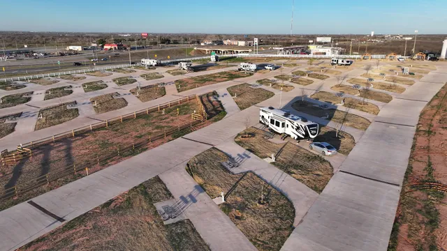 Crossroads Luxury RV Park