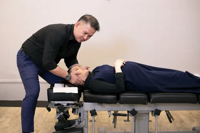Healing Hands Chiropractic - Buona Vista Chiropractor Singapore