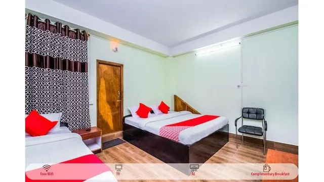 OYO Cherry Blossom Inn