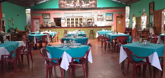 Flamingo Pub Hotel Restaurante